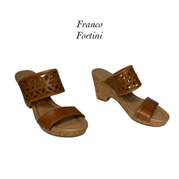 Franco Fortini Leslie Brown Wedges NEW Size 7.5M - Picture 1 of 9